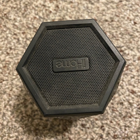 Bluetooth Speaker - Picture 3 of 3
